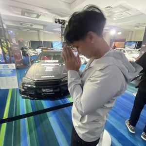 Meet your Posher, James